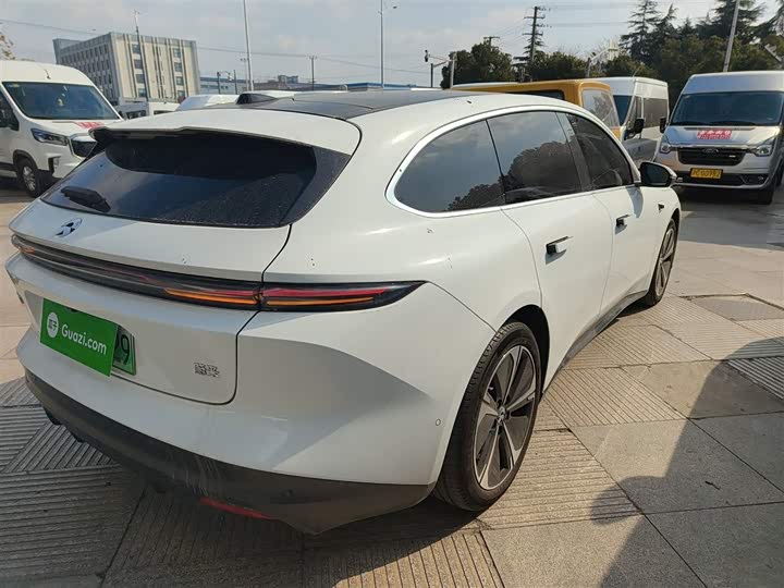 Фото 7 - Nio ET5T