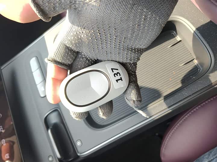 Фото 9 - Nio ET5T