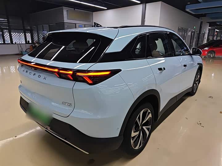 Фото 7 - BAIC Arcfox Alpha T5