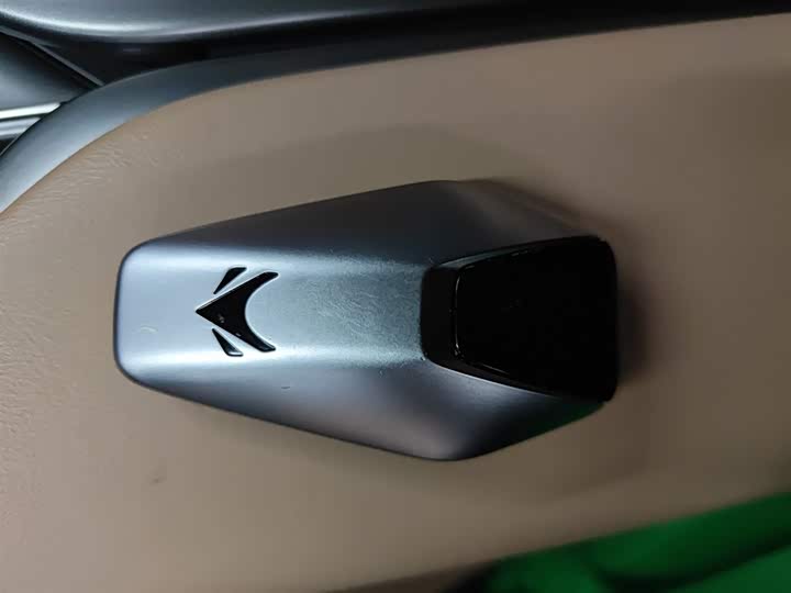 Фото 9 - BAIC Arcfox Alpha T5