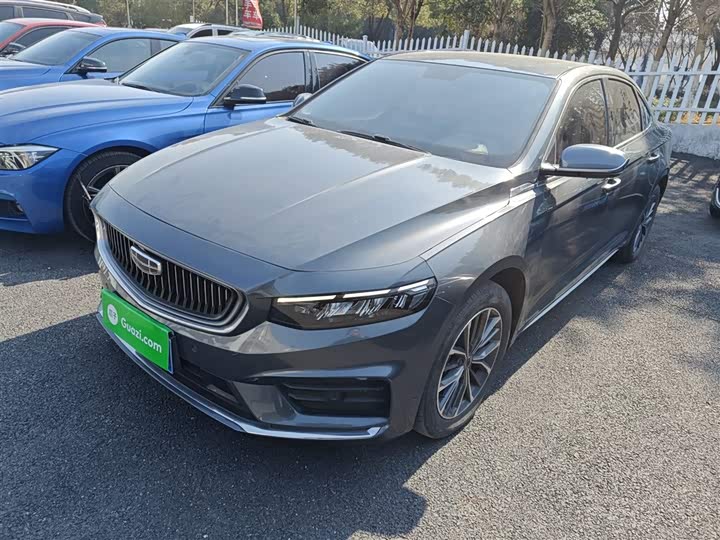 Фото 2 - Geely Preface