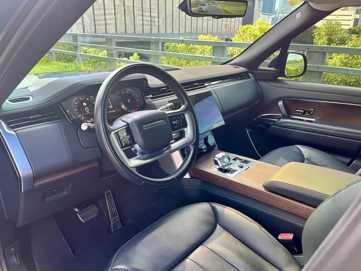 Фото 9 - Land Rover Range Rover