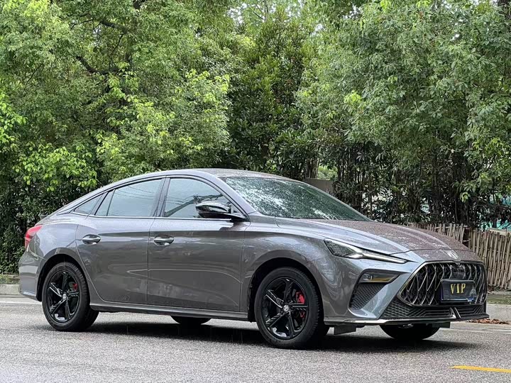 Фото 3 - MG Motor 5 Scorpio