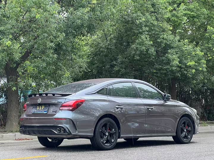 Фото 4 - MG Motor 5 Scorpio