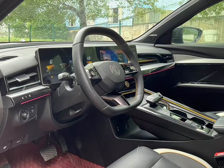 Фото 7 - MG Motor 5 Scorpio