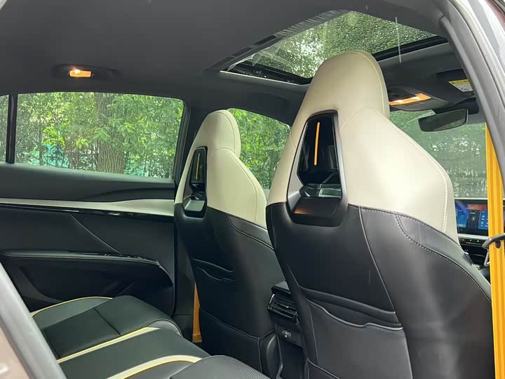 Фото 8 - MG Motor 5 Scorpio