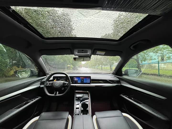 Фото 9 - MG Motor 5 Scorpio