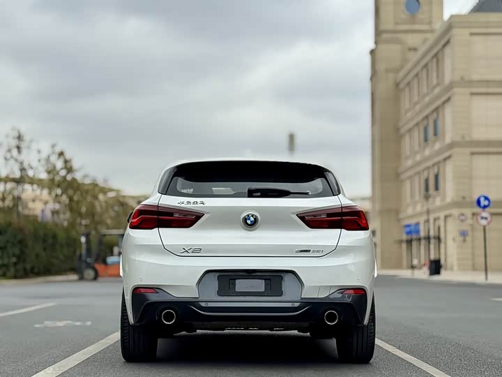 Фото 8 - BMW X2