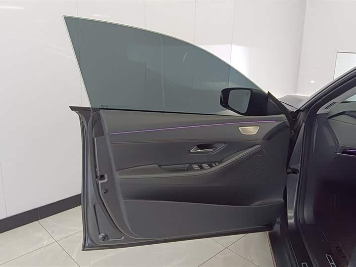 Фото 7 - Changan Deepal SL03