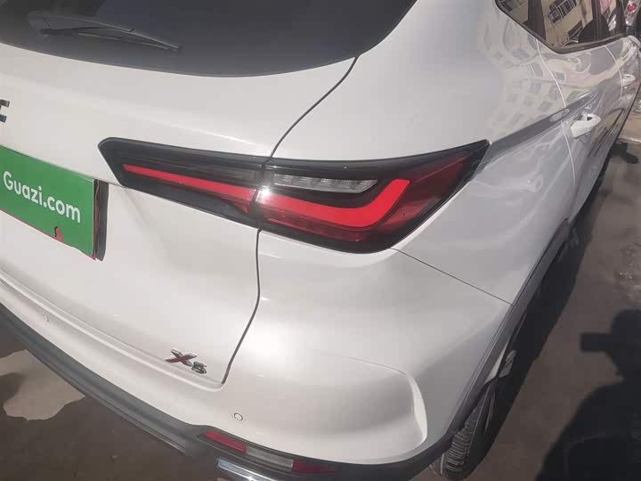 Фото 8 - Changan Oshan X5