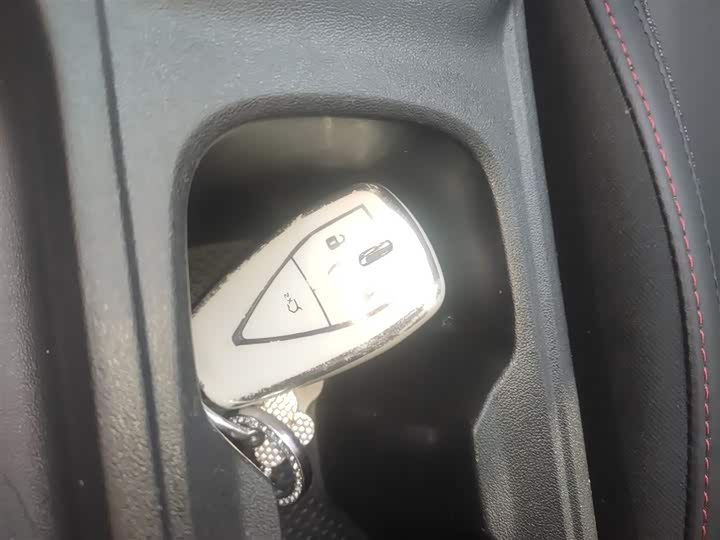 Фото 9 - Changan Oshan X5