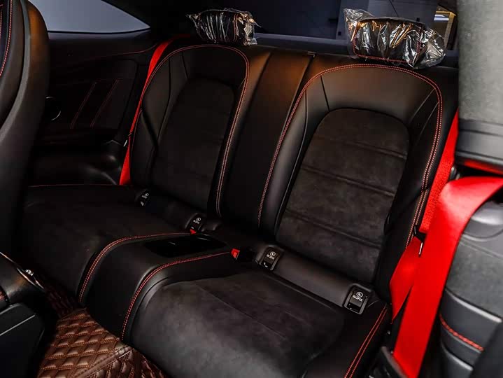 Фото 9 - Mercedes-Benz C-Class