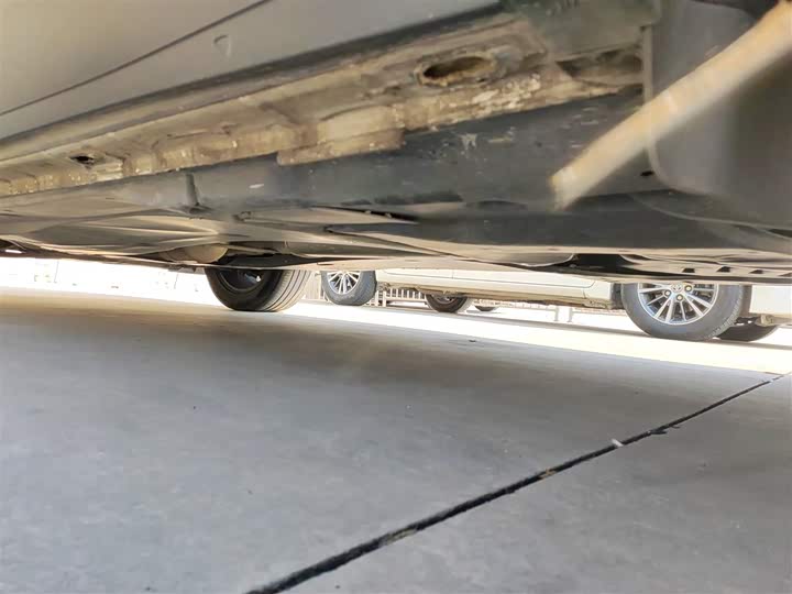 Фото 6 - Volkswagen Tiguan L Pro