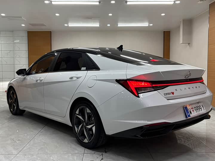 Фото 6 - Hyundai Elantra N line
