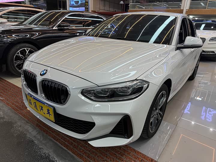 Фото 1 - BMW 1 Series