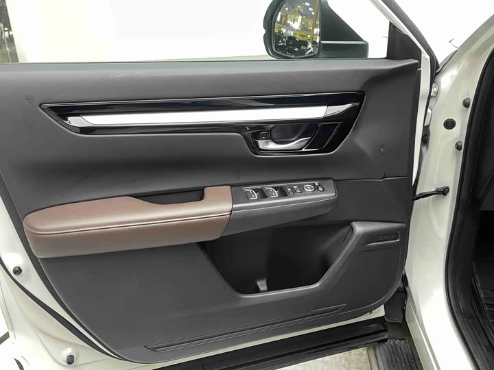 Фото 7 - Honda CR-V