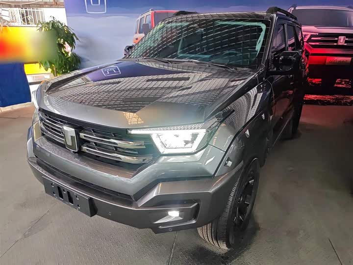 Фото 1 - Tank 400 Hybrid