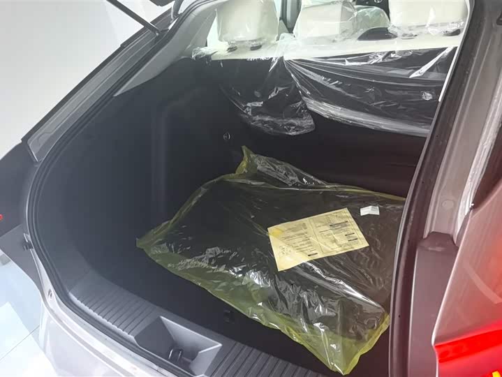 Фото 4 - Toyota bZ5