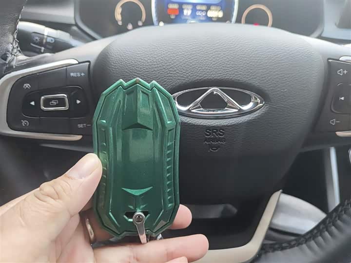 Фото 9 - Chery Tiggo 8