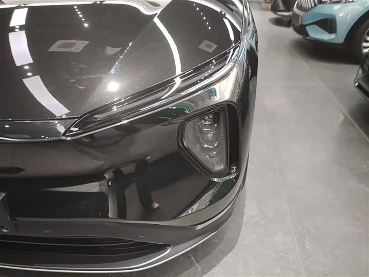 Фото 6 - Nio ES6