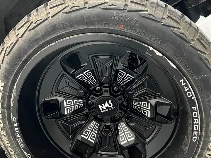 Фото 7 - Tank 300