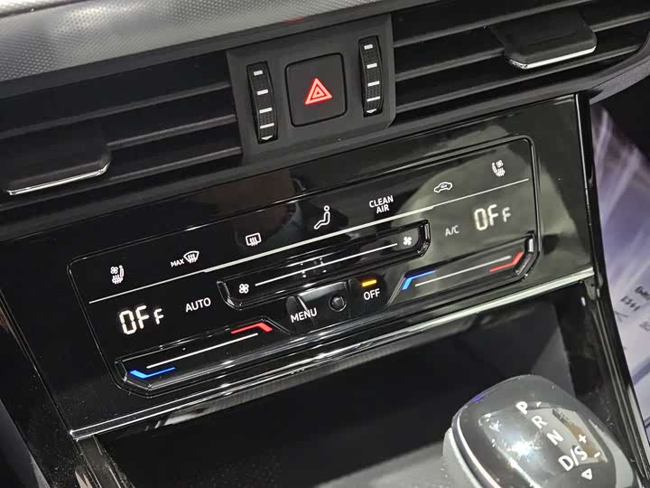 Фото 8 - Volkswagen Passat