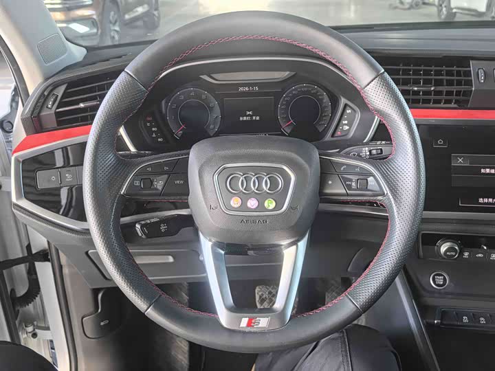 Фото 7 - Audi Q3 Sportback