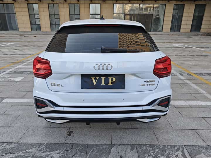 Фото 5 - Audi Q2L