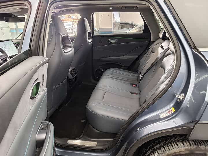 Фото 8 - BYD Sea Lion 07 DM-i Hybrid