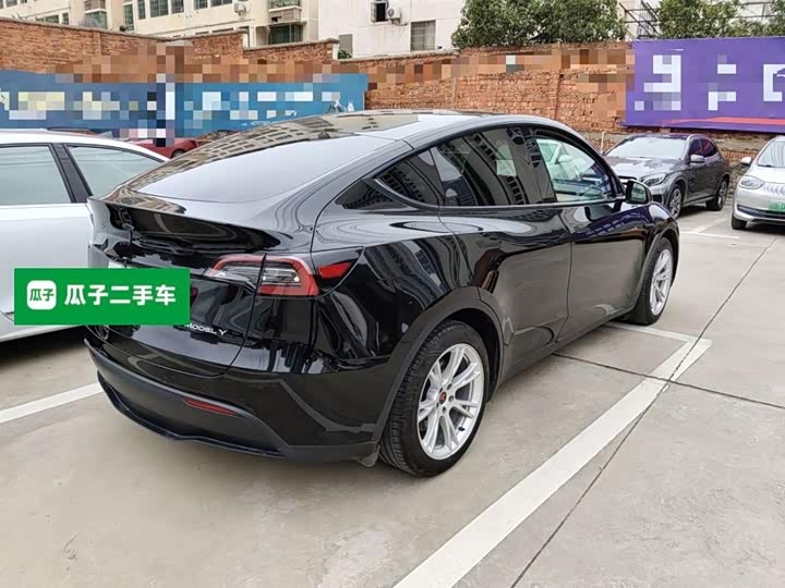 Фото 7 - Tesla Model Y