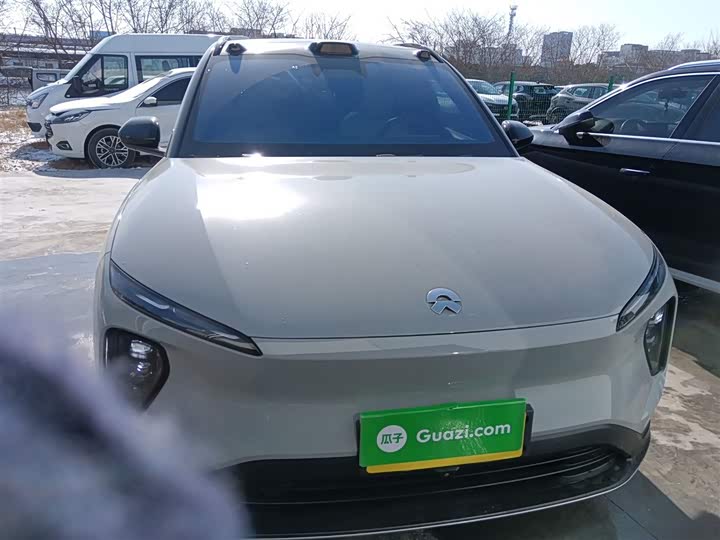 Фото 3 - Nio ES6