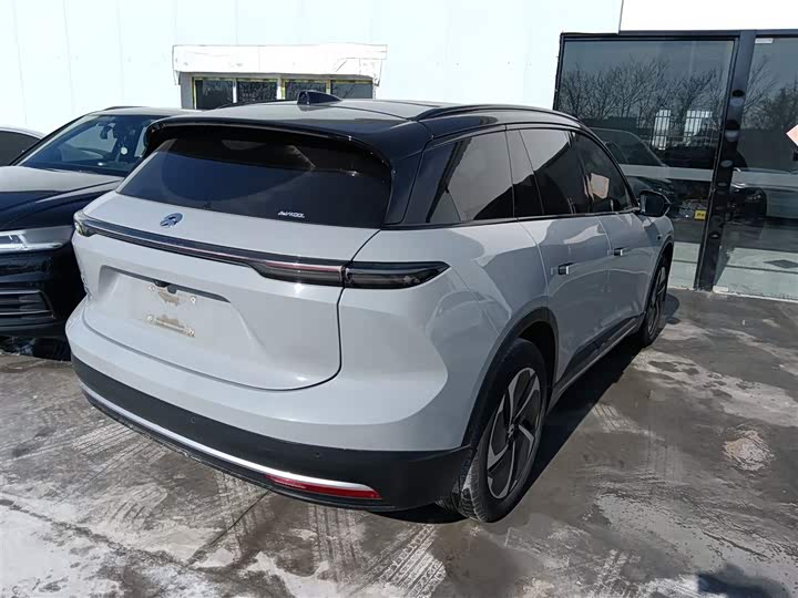 Фото 7 - Nio ES6