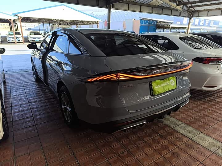 Фото 5 - Geely Galaxy L6