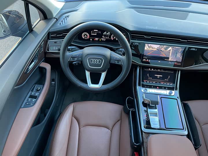 Фото 5 - Audi Q7