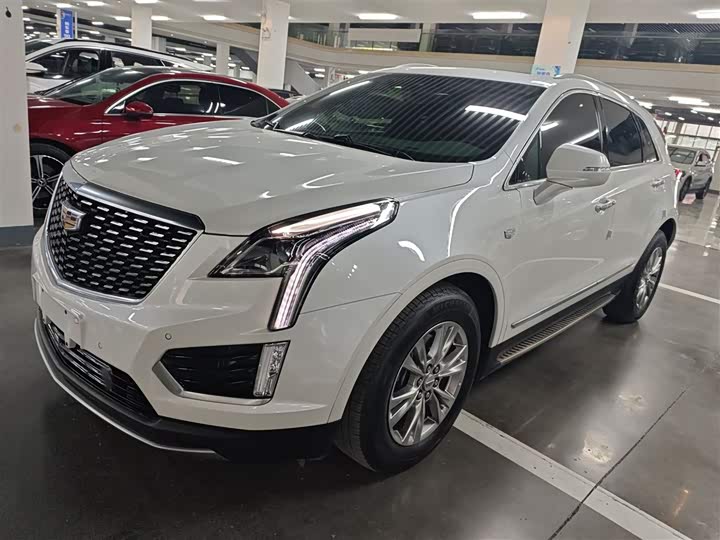 Фото 2 - Cadillac XT5