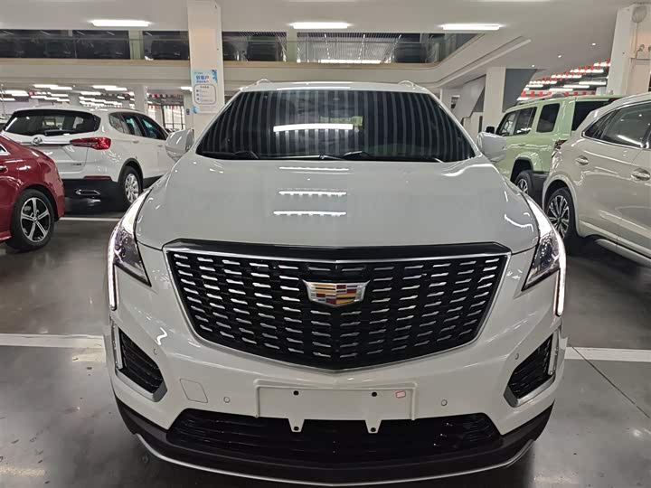 Фото 3 - Cadillac XT5