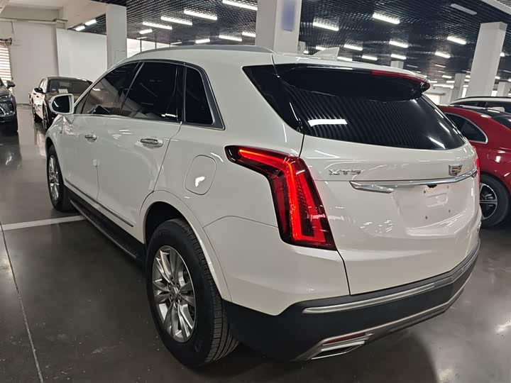 Фото 5 - Cadillac XT5