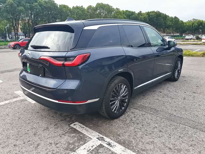 Фото 5 - Nio ES8