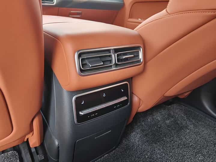 Фото 6 - LiXiang L7