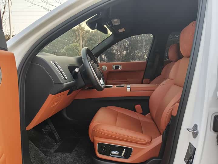 Фото 9 - LiXiang L7