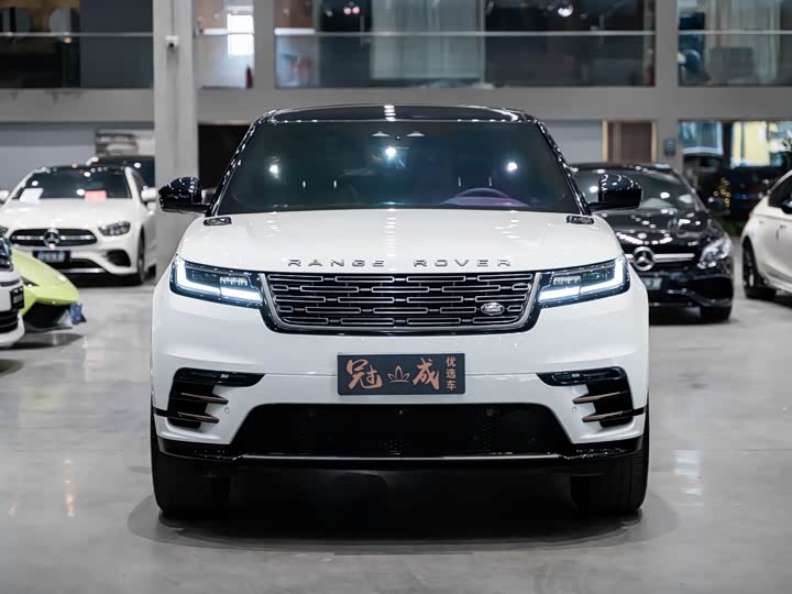 Фото 2 - Land Rover Range Rover Velar