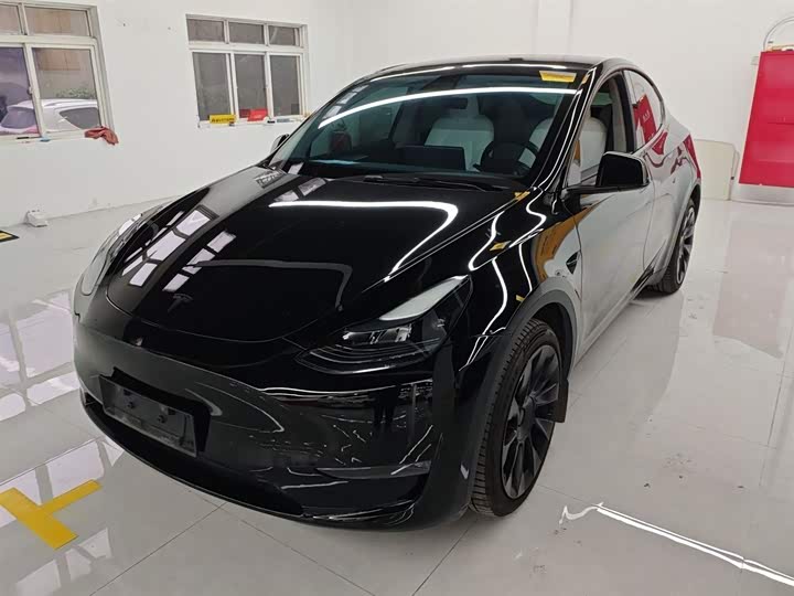 Фото 2 - Tesla Model Y