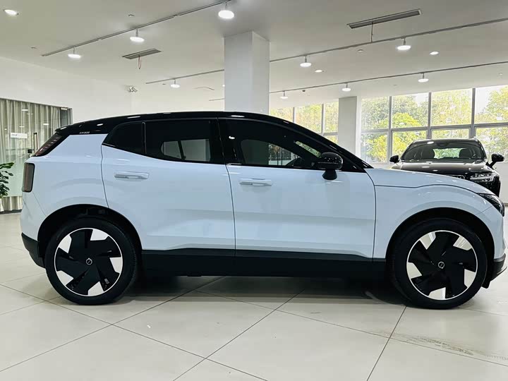 Фото 4 - Volvo EX30