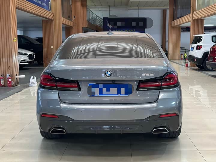 Фото 4 - BMW 5 Series