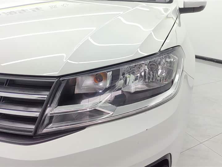 Фото 5 - Volkswagen Santana