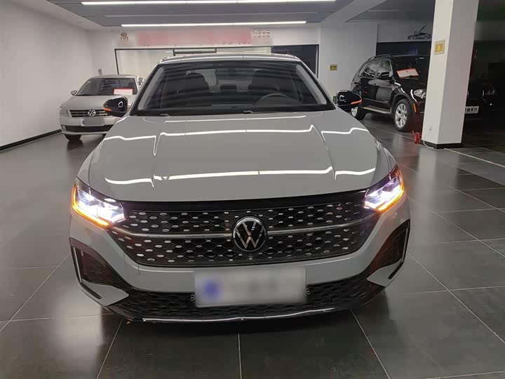 Фото 3 - Volkswagen Lavida