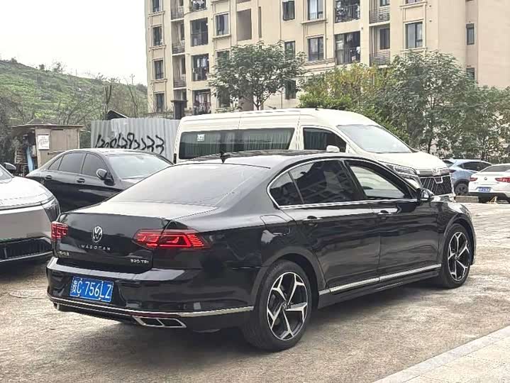 Фото 4 - Volkswagen Magotan