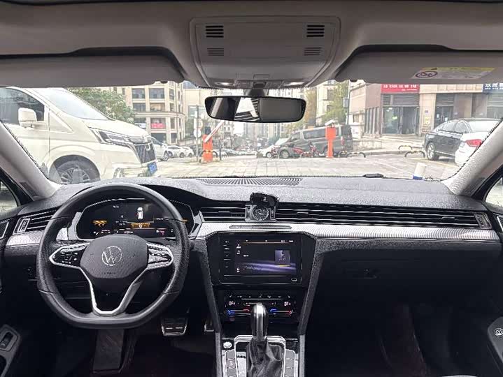 Фото 7 - Volkswagen Magotan