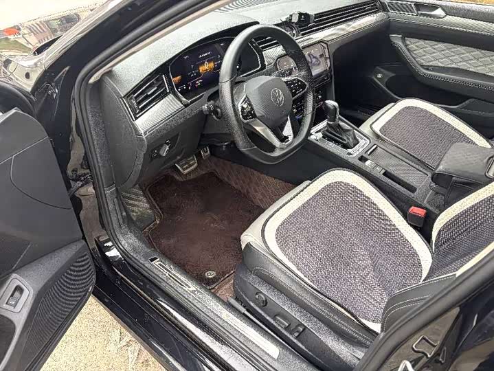 Фото 9 - Volkswagen Magotan