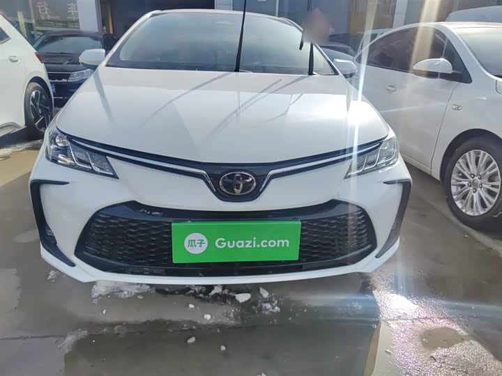 Фото 3 - Toyota Corolla